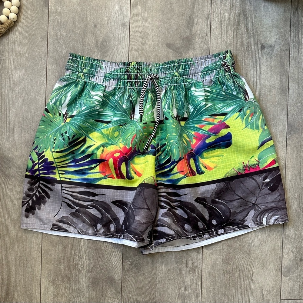 Boutique Tropical Print Boys Swim Trunks Shorts Vibrant Size XL Like New